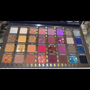 brand new ultramo makeup palette